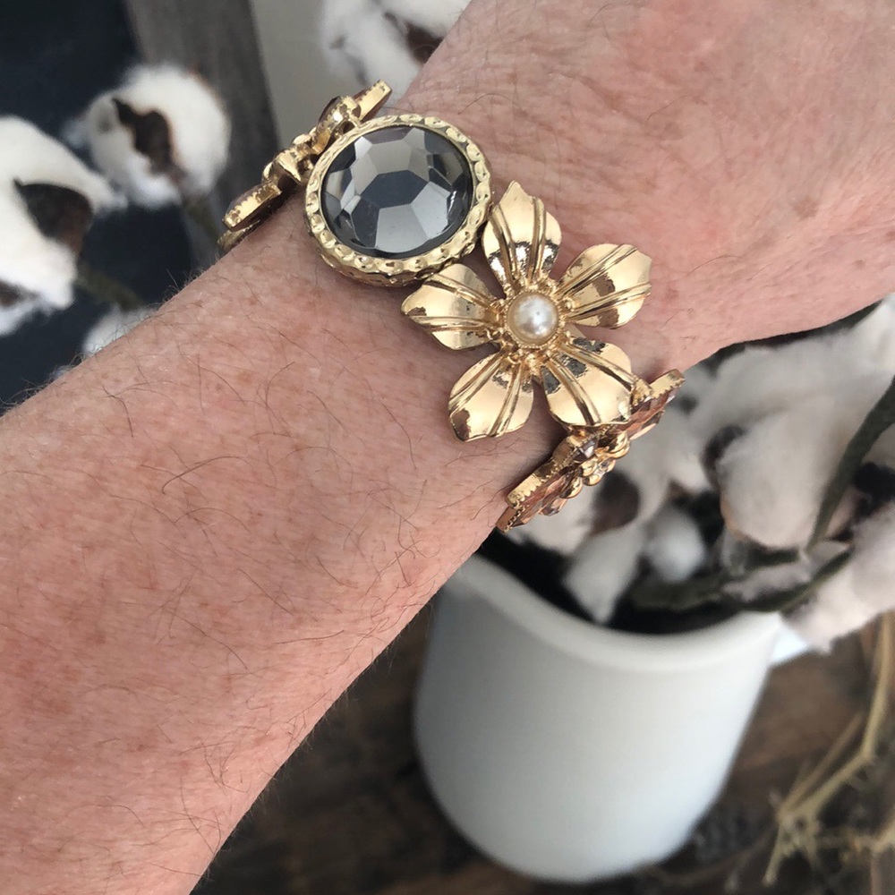 Bracelet - Picture 3 of 3
